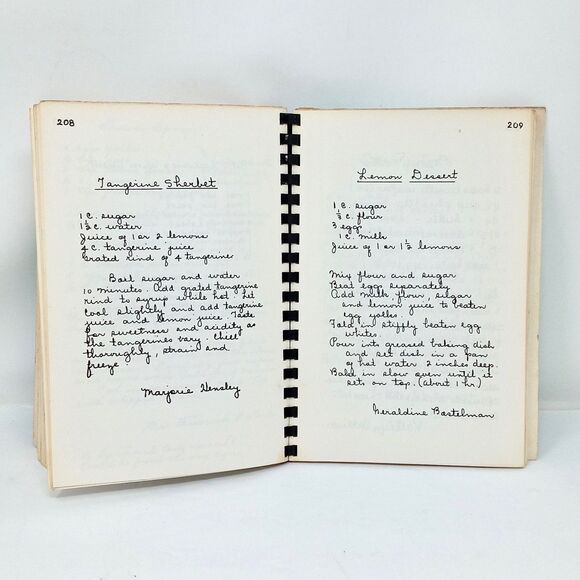 Fort Myers Cookbook Recipes (1975 Revised Vintage Spiral Bound Paperback) - Picture 9 of 9